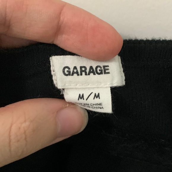 2 for 20🔥//Garage circle zip tank top - Picture 3 of 4